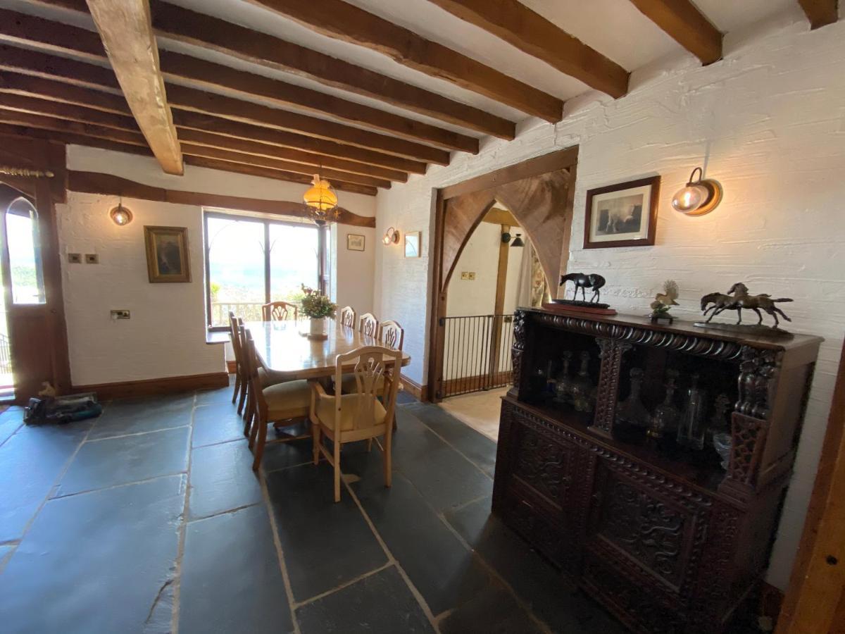 Вилла Beautiful Secluded Farmhouse With Hot Tub Бармут Экстерьер фото