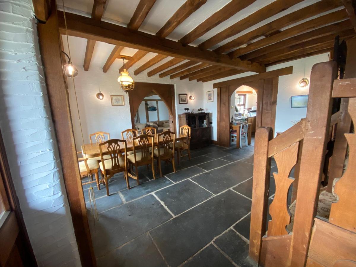 Вилла Beautiful Secluded Farmhouse With Hot Tub Бармут Экстерьер фото